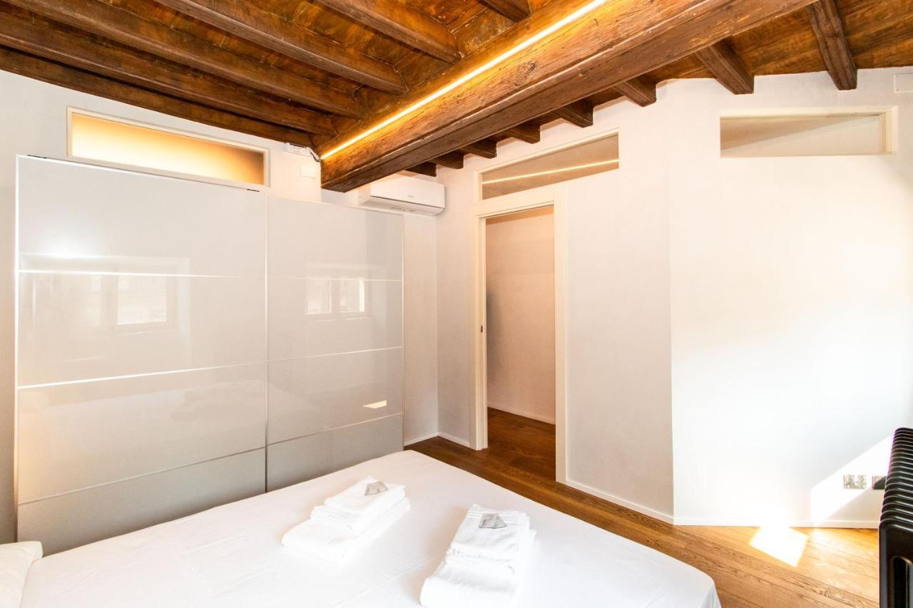 Stylish Quardilatero Romano Central Flat ตูริน ภายนอก รูปภาพ